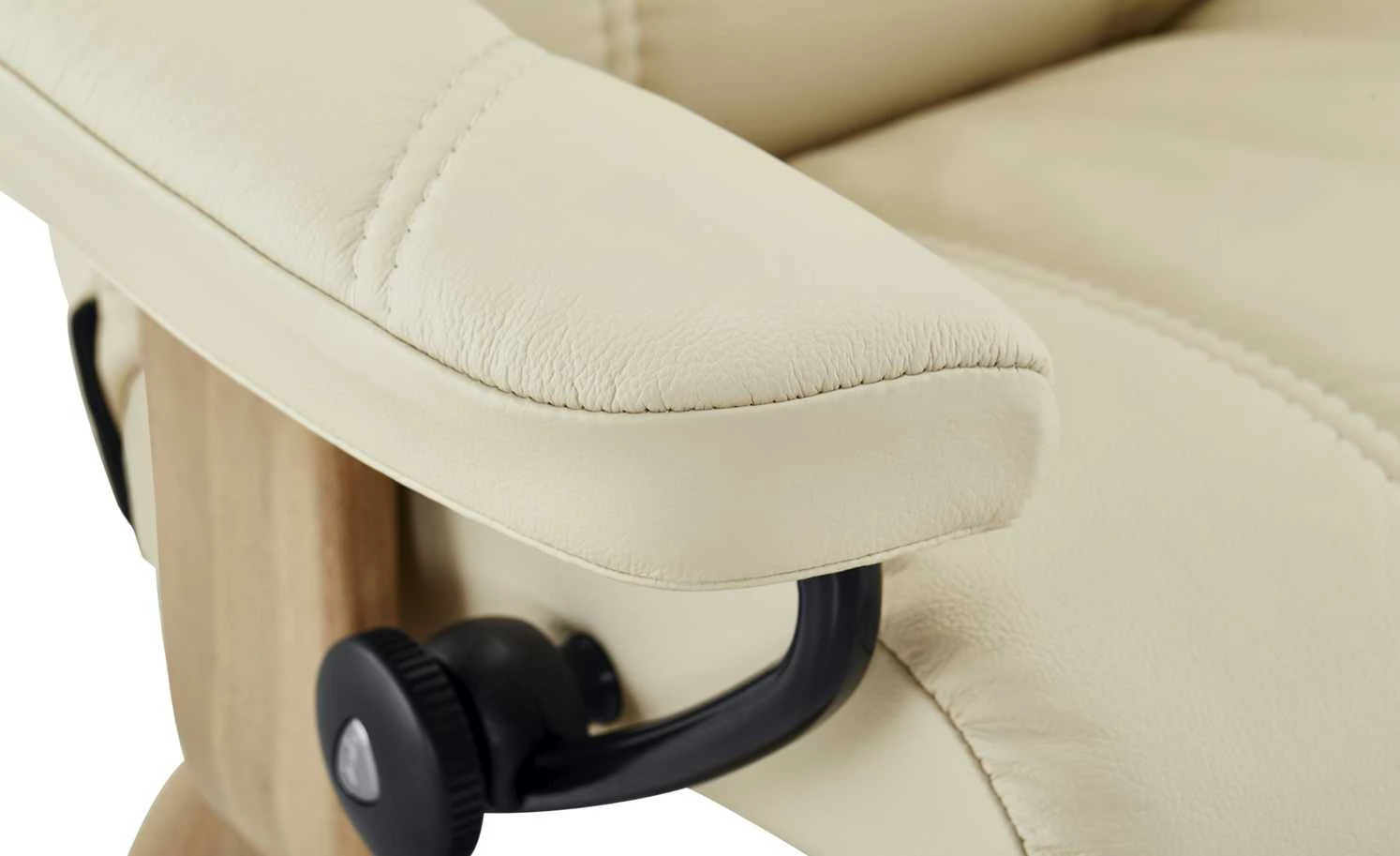 Stressless Relaxsessel mit Hocker Consul M Stressless Relaxsessel mit Hocker Consul M | Creme Classic M -hoeffner Verkäufe 20407982 1 201909102234